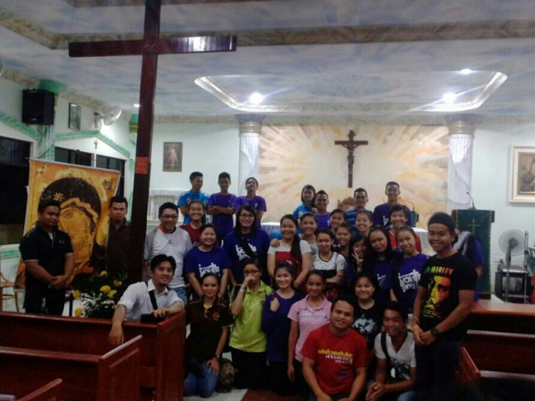 The participants pose for a shot after the celebration.